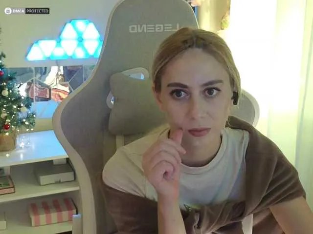 -Light-Fury- on BongaCams