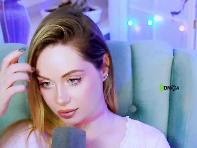 0------0 on BongaCams 