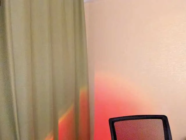 Alicenextdoor