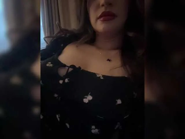 Alliina-leee on BongaCams 