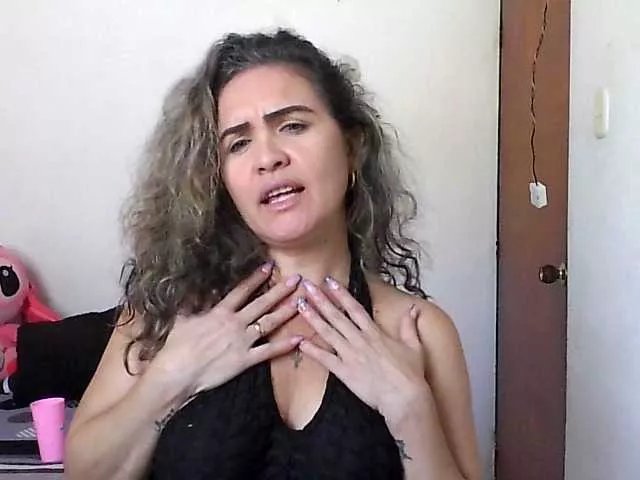 helenca1980 on BongaCams 