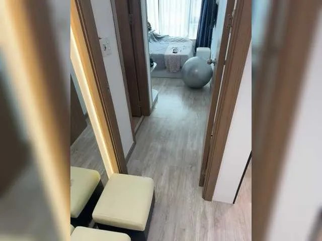 lean-lie on BongaCams