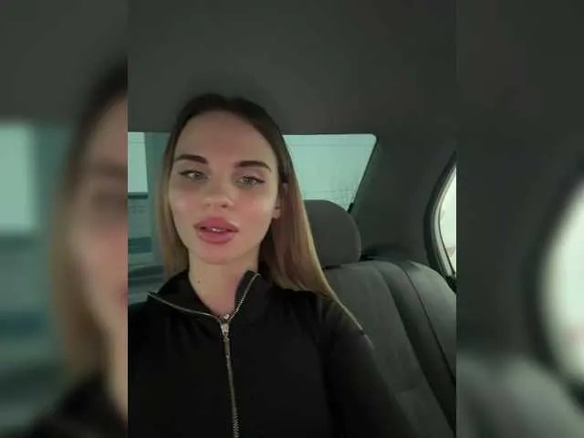 LedyMiya on BongaCams