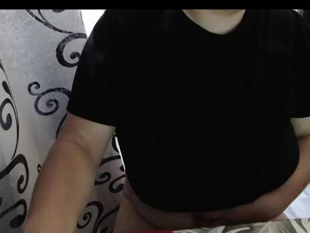 lika-Big-sisi1608 on BongaCams