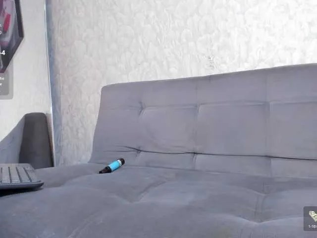 Paola233 on BongaCams