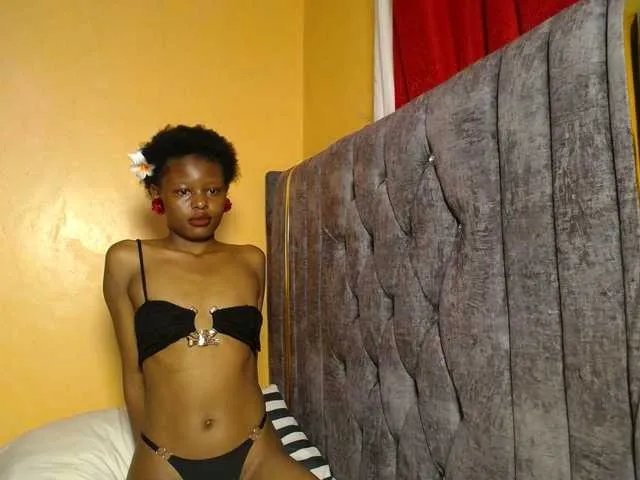 QueenLeyla — lets play daddylets explore together