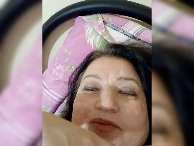 SVETIKBOMBOCHKA on BongaCams