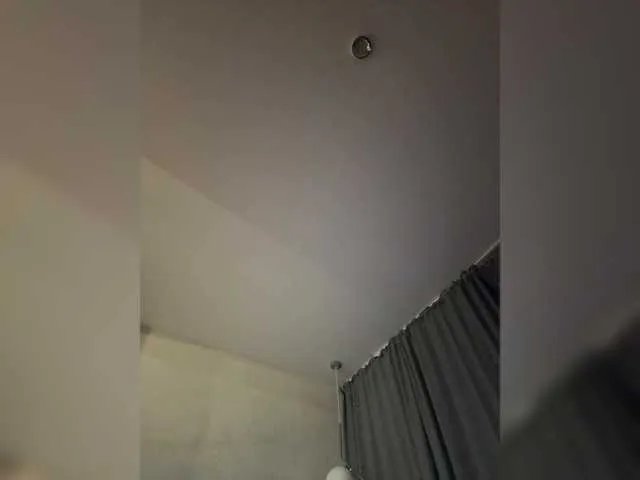 WhoreMira on BongaCams