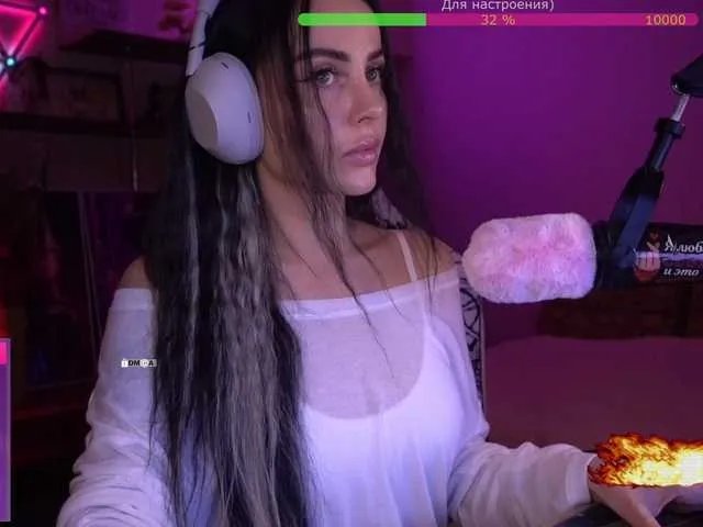 your-red-wine on BongaCams