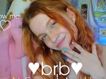 elly_milas on Chaturbate