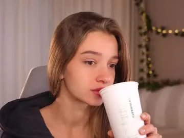 little_poetry on Chaturbate