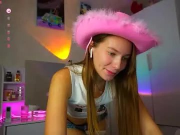 sweet__kitty__11 on Chaturbate 
