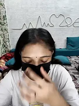 Aahanaaa on StripChat 