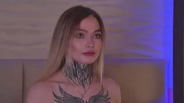 AriWild on StripChat