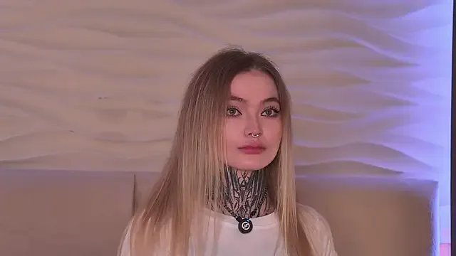 AriWild on StripChat