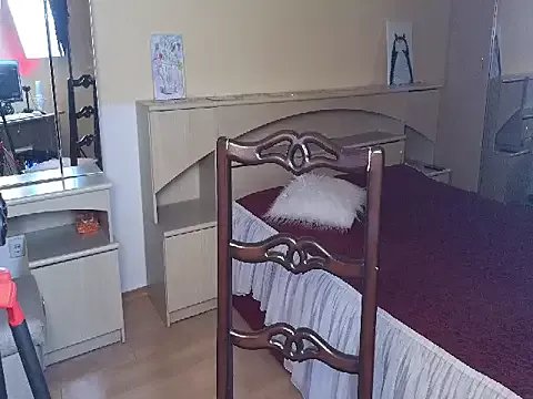 Betty_Brick on StripChat 