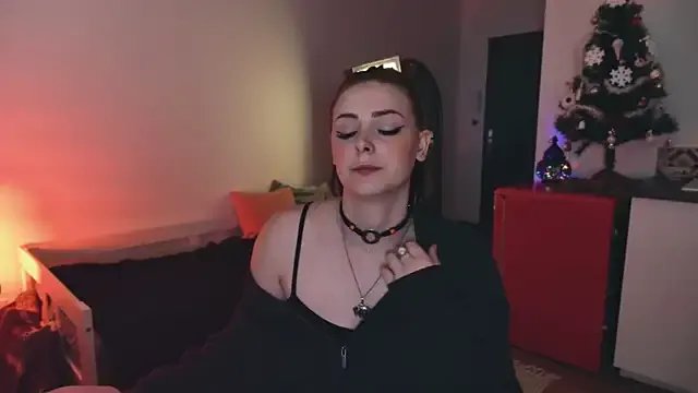 Celeste_Off on StripChat 