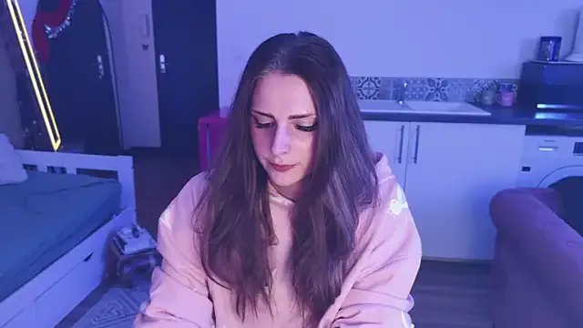Celeste_Off on StripChat 