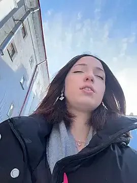 DollyTall — Freechat on StripChat