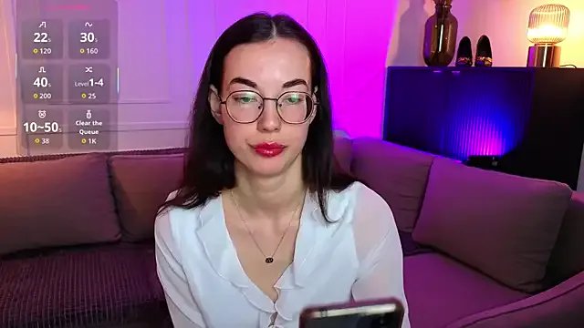 EmmaJakson on StripChat 