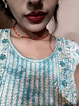 Eshwari_Chopra on StripChat