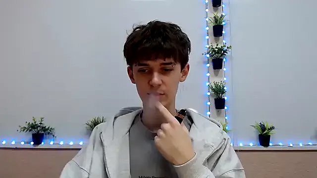 Hoot_Dude_ on StripChat 