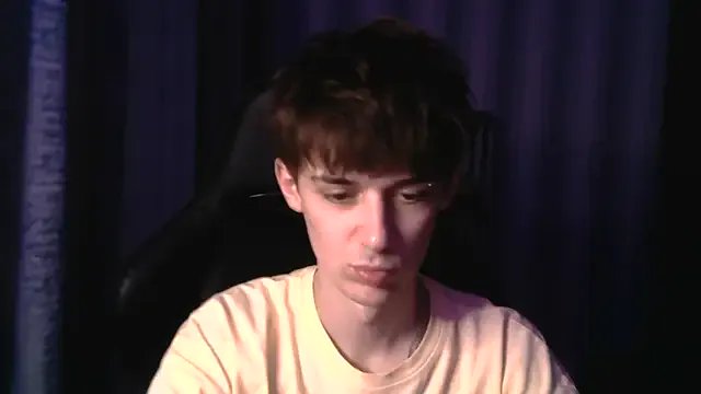 Hoot_Dude_ on StripChat 