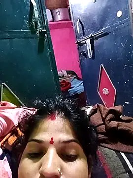 Karishma_cute on StripChat