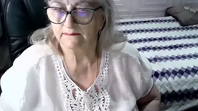 LolkaAlyss on StripChat 