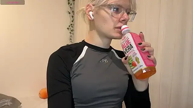 MollyChloe on StripChat 