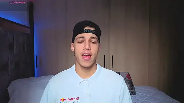 orionblaze69_ on StripChat 