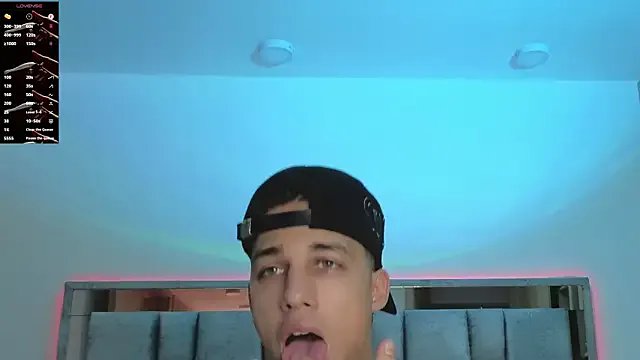 orionblaze69_ on StripChat 