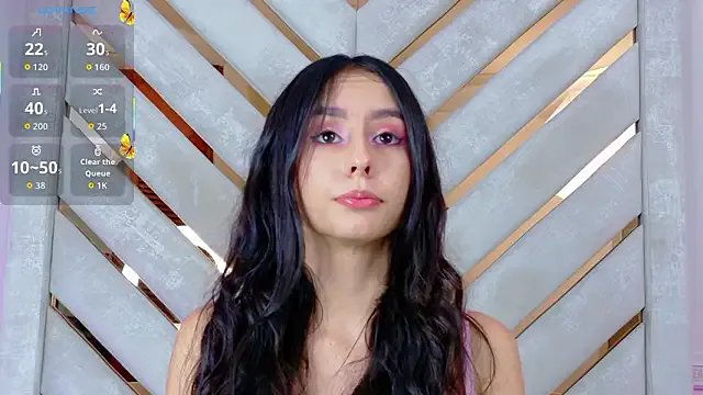 Sarah-Grace on StripChat