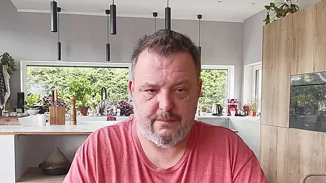 SwissDadbod on StripChat 