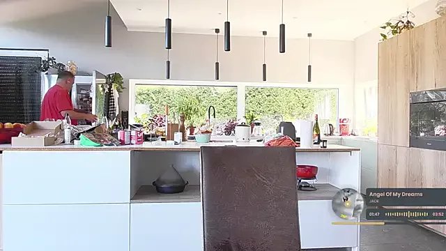 SwissDadbod on StripChat 