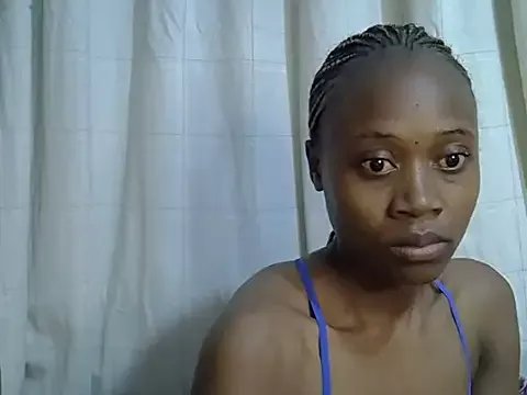 Tanaissa2 on StripChat 