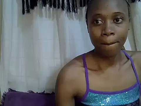 Tanaissa2 on StripChat 