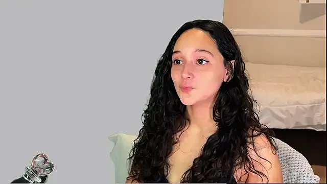 WinnieRin on StripChat